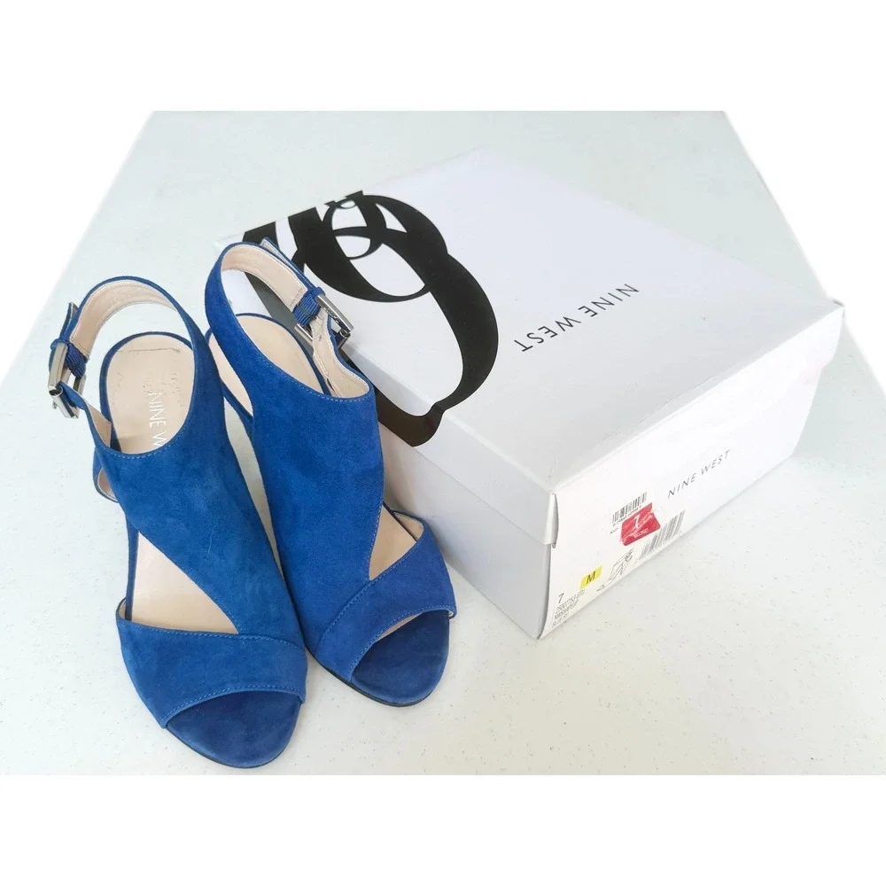 Nine West blue suede